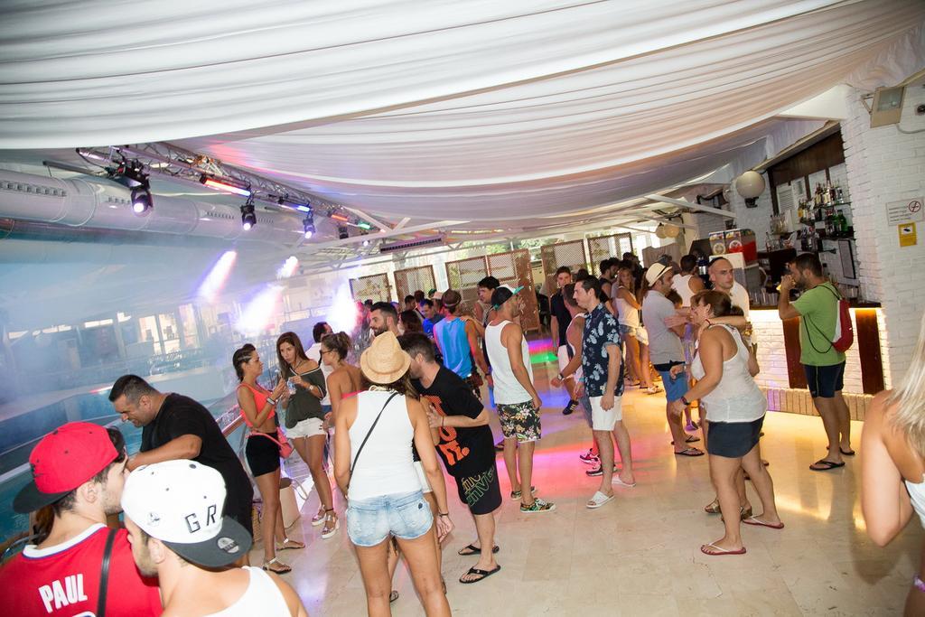 Appartement Bc Music (adults Only)